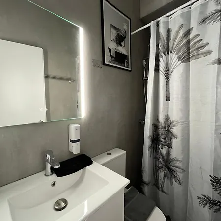 Muses Suite By Zeus Suites Athens Exterior photo