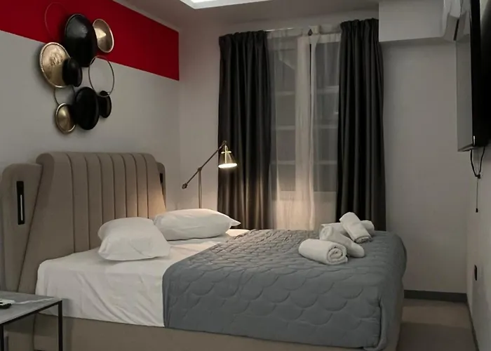 Muses Suite By Zeussuites