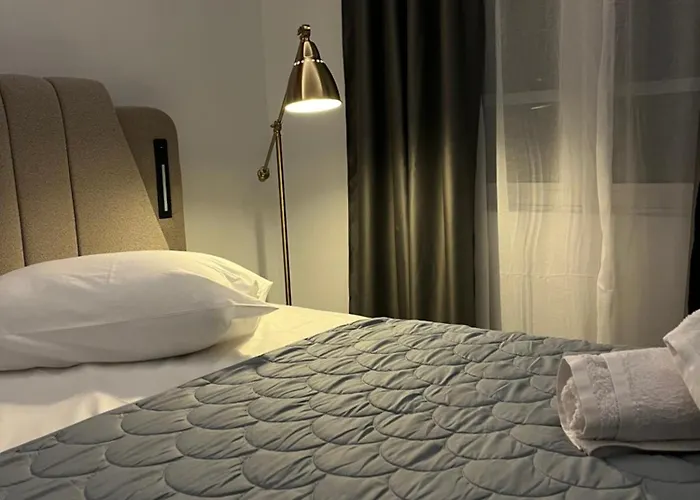 Muses Suite By Zeussuites